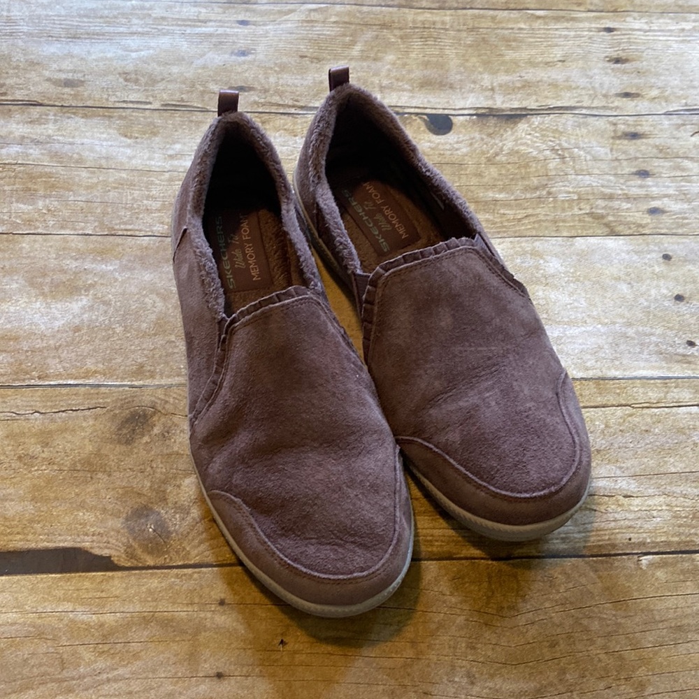 Skechers Memory Form Wide Fit Loafers